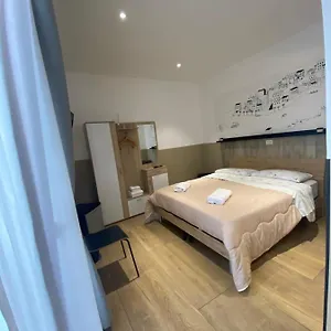 Handy Bed & Breakfast Brindisi